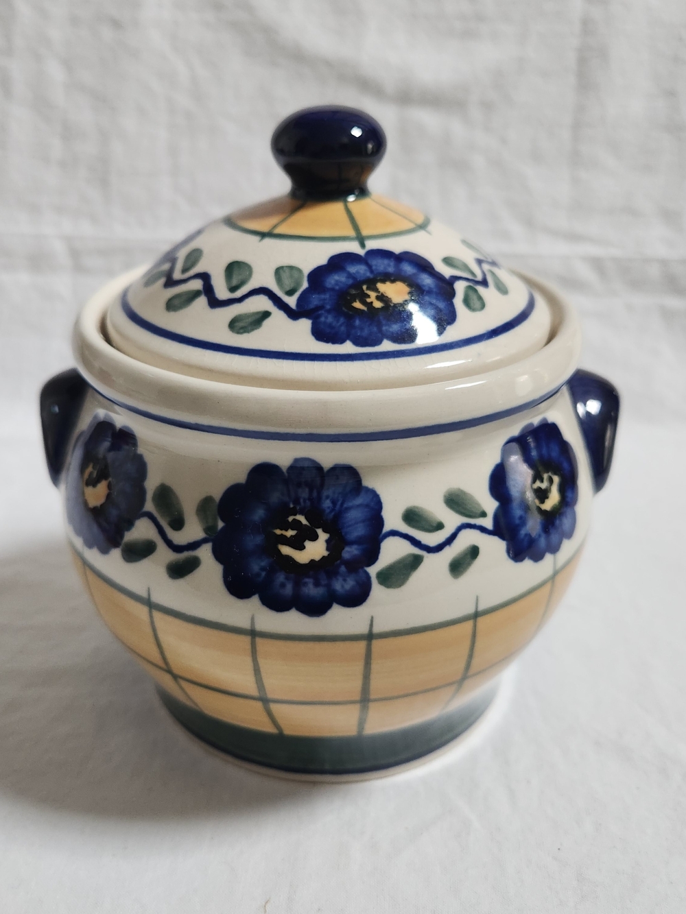 Boleslawiec Polish Pottery Lidded Pot